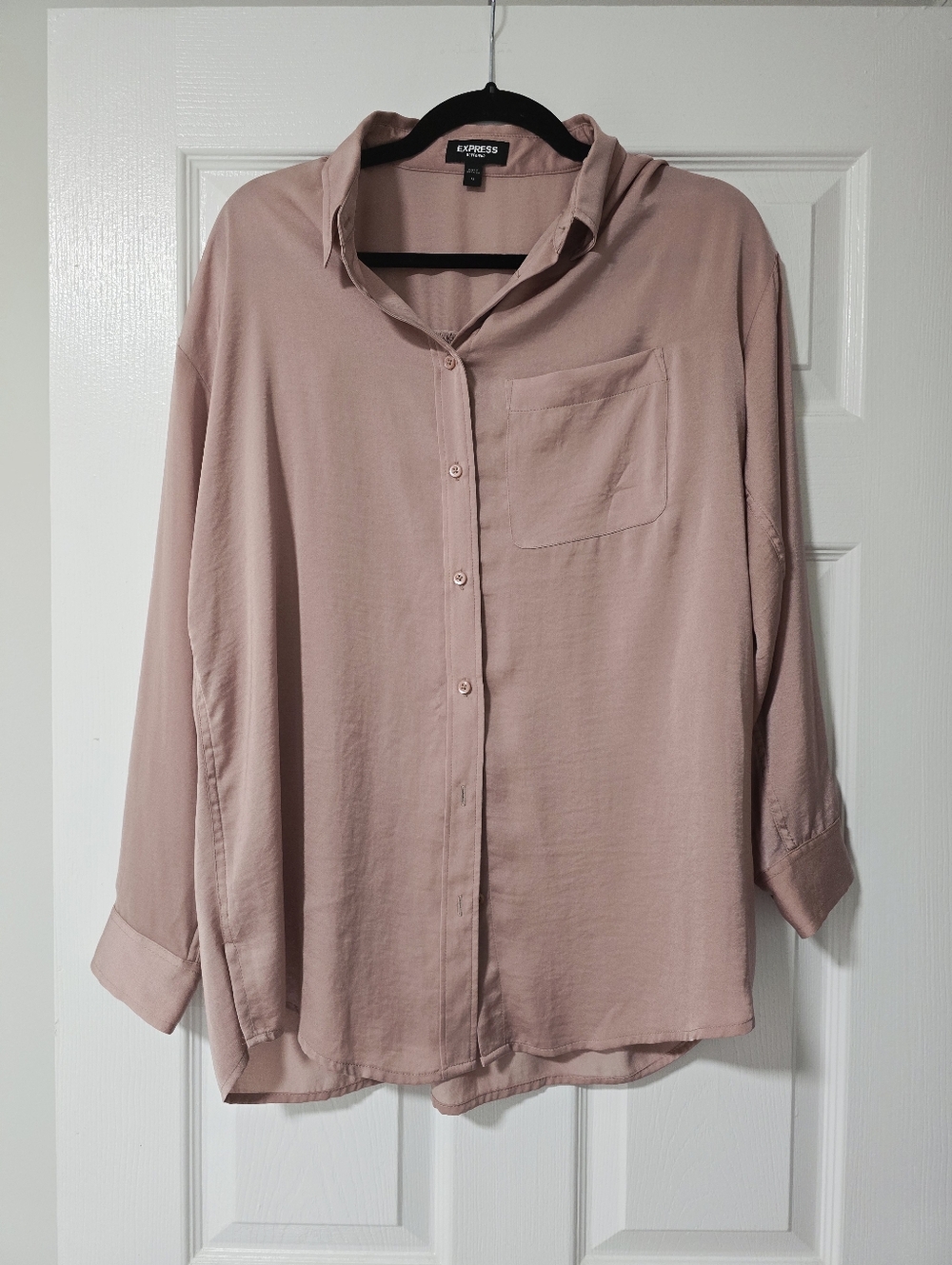 Express Blush Pink Relaxed Button-Front Shirt